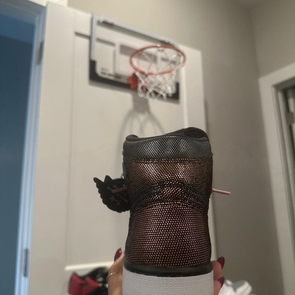 Jordan 1 High-Top Sneakers - Black and Pink - Picture 2 of 4